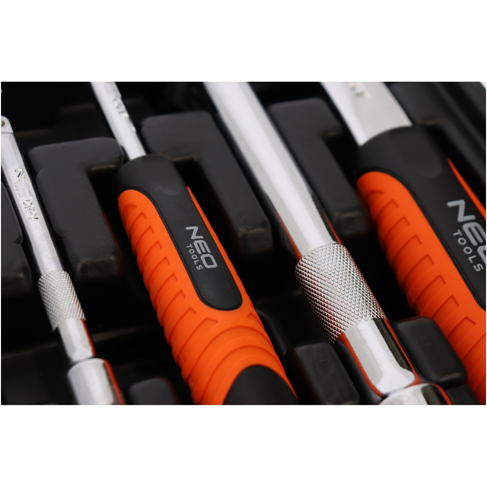 Zestaw kluczy nasadowych 1/2" 1/4" 73 el. Neo Tools - 08-673 - NEO Tools - 7